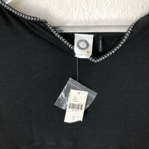 Akemi + Kin Women’s Black Flowy Top Size S - Picture 3 of 6